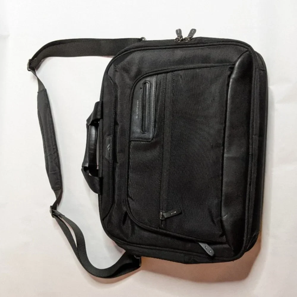 Brenthaven Elliot Deluxe Laptop Bag
